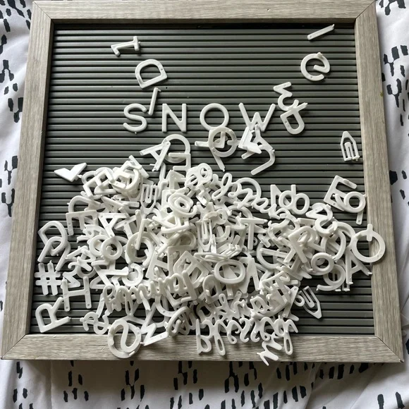 Letter board - Picture 10 of 12